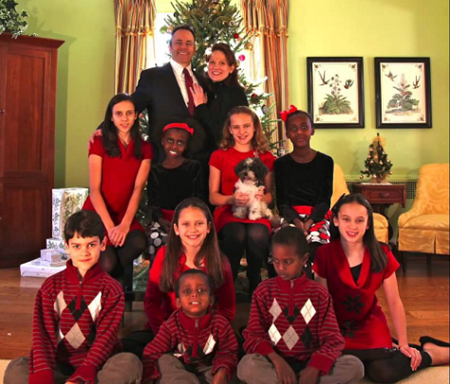 The Bevin Family with all nine kids.